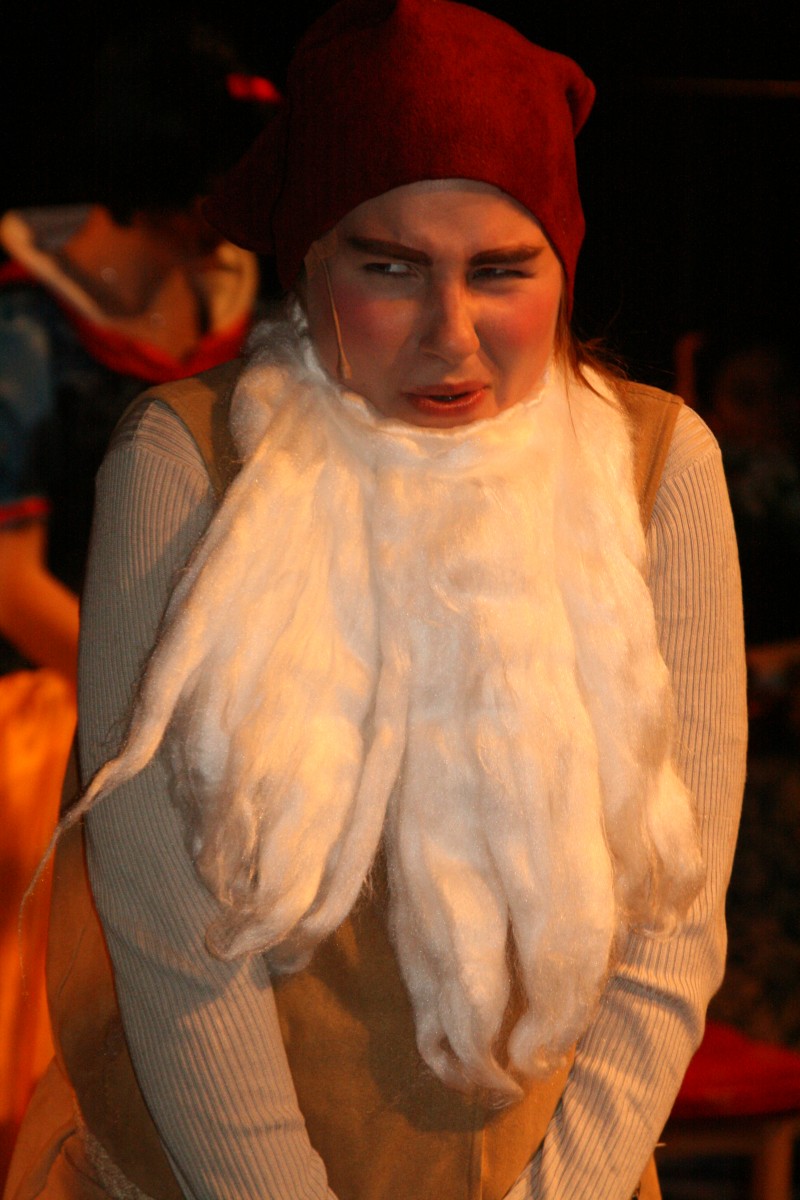 Eevi H&ouml;ls&auml; Ujo